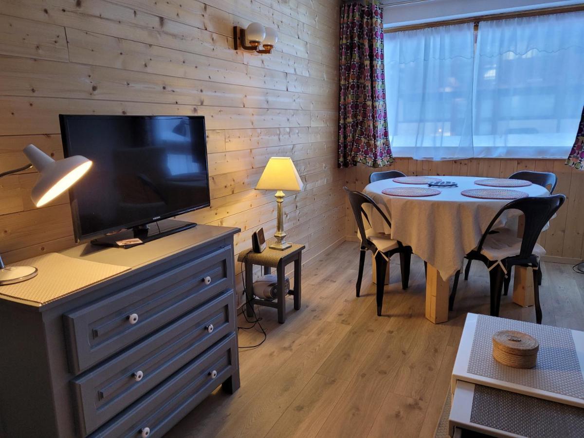 Studio 4 Personnes Equipe Wifi Apartment Bessans Exterior foto